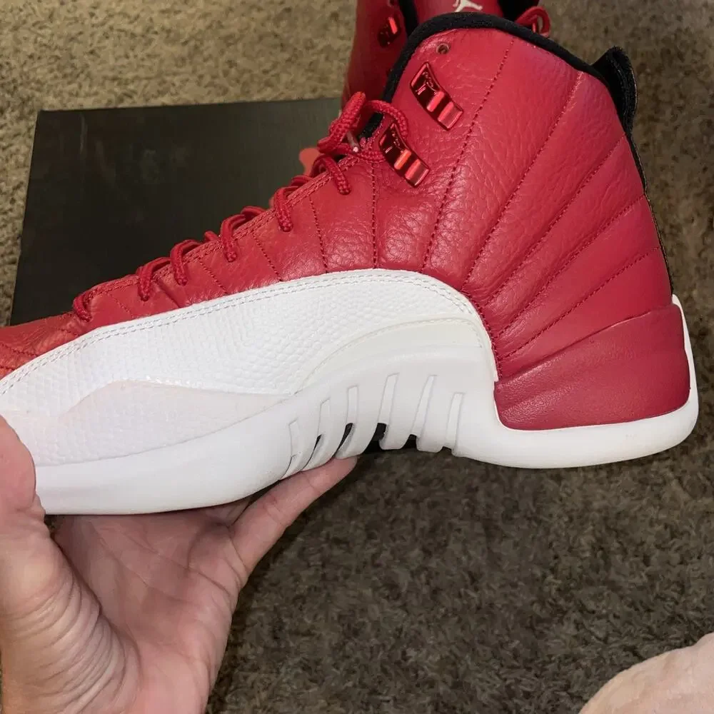 Air Jordan 12 Retro High Gym Red/white Size 10